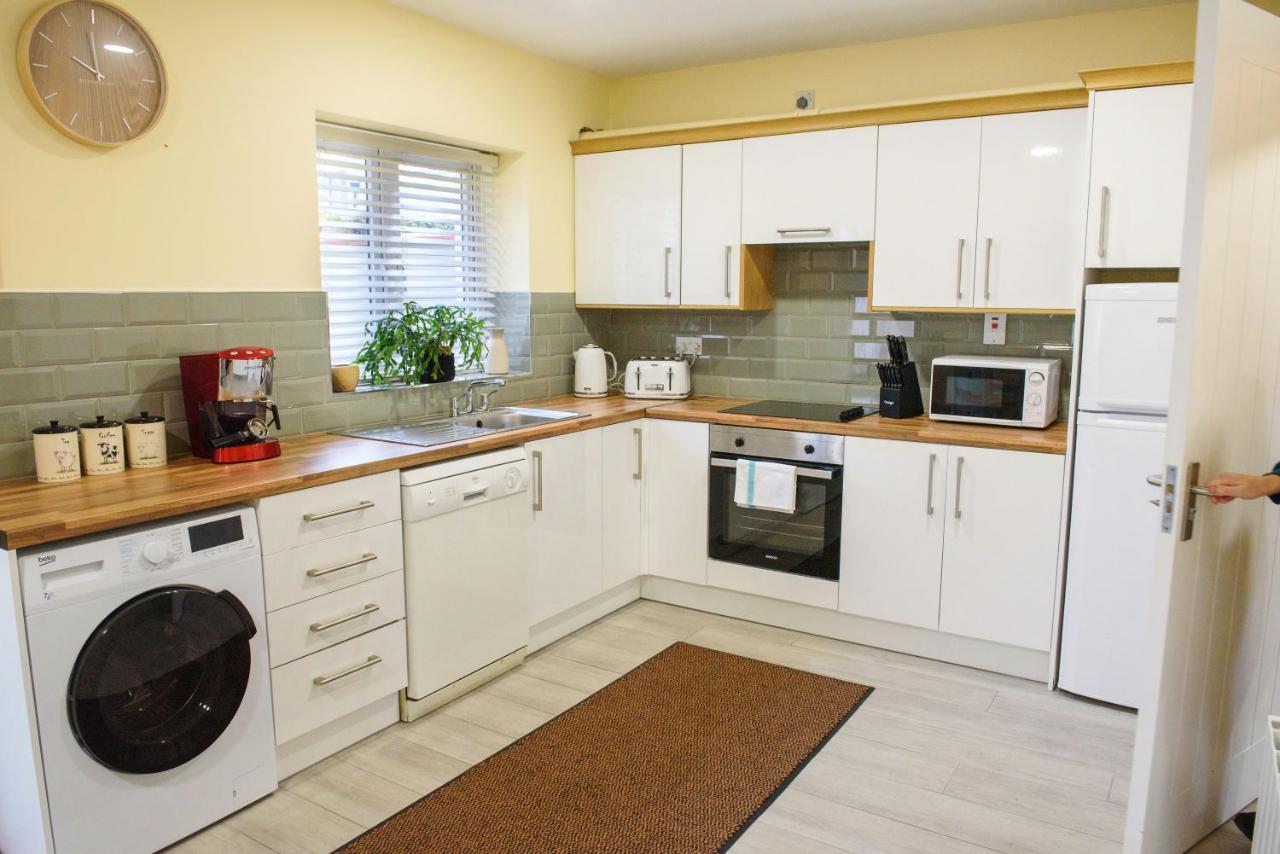 Waterfront Self Catering Houses Carrick on Shannon Extérieur photo