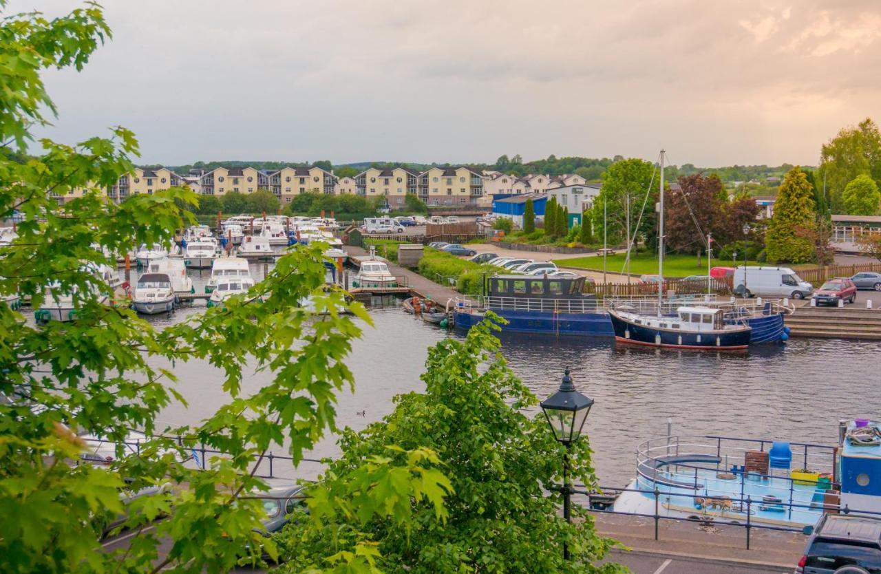 Waterfront Self Catering Houses Carrick on Shannon Extérieur photo